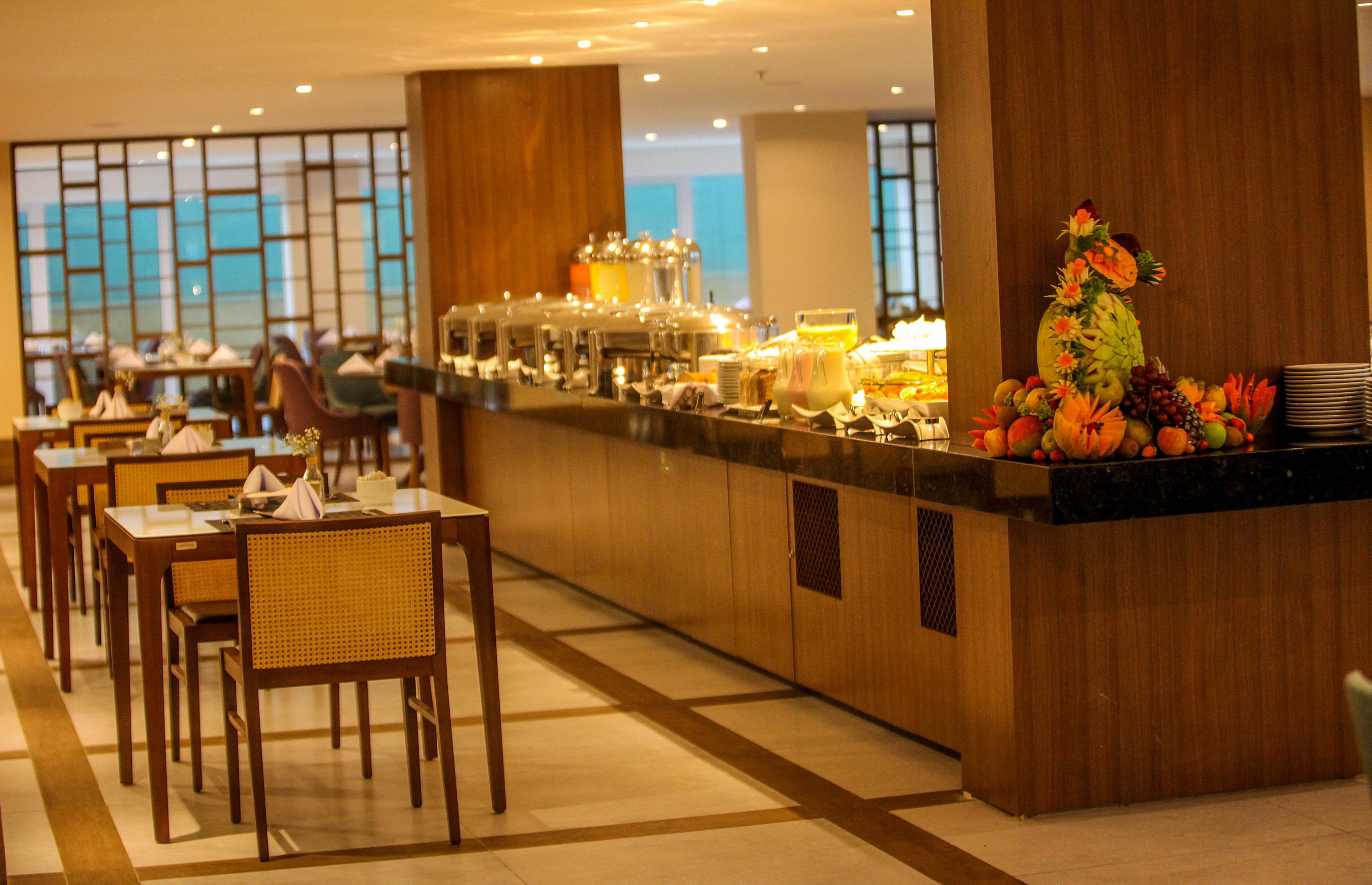 Gran Mareiro Hotel 포르탈레자 외부 사진 The buffet at the hotel